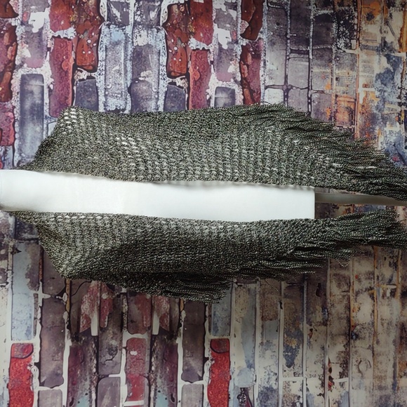 Triangle Fringed Scarf/Shawl - Picture 2 of 3